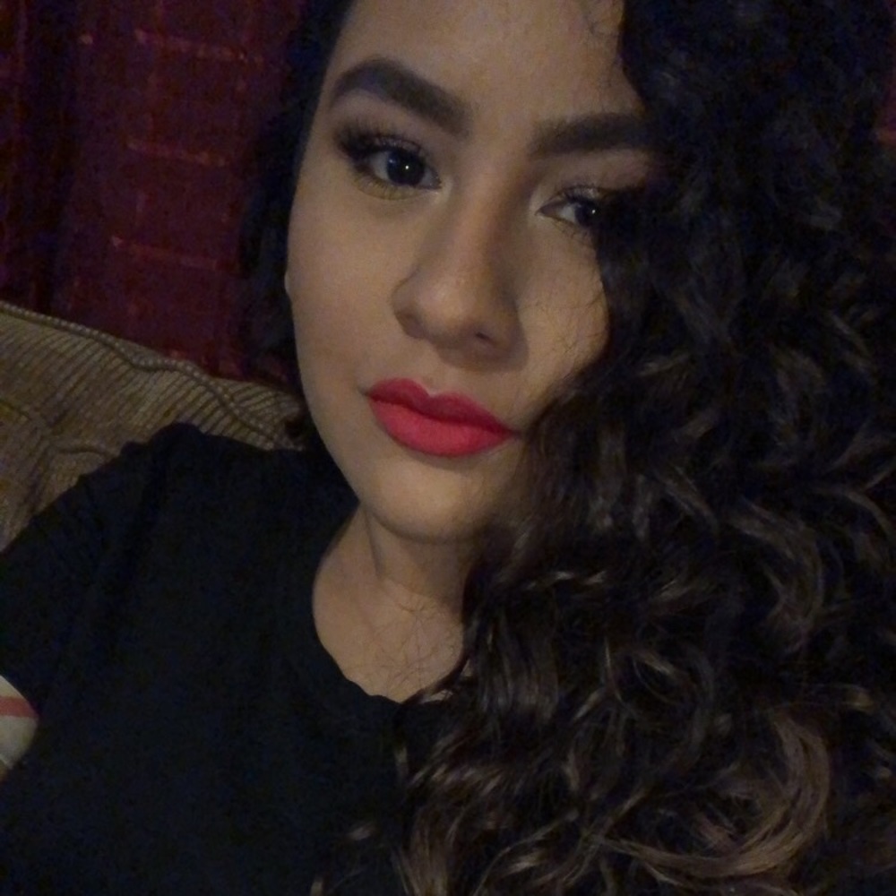 Meet your Posher, Nohemi